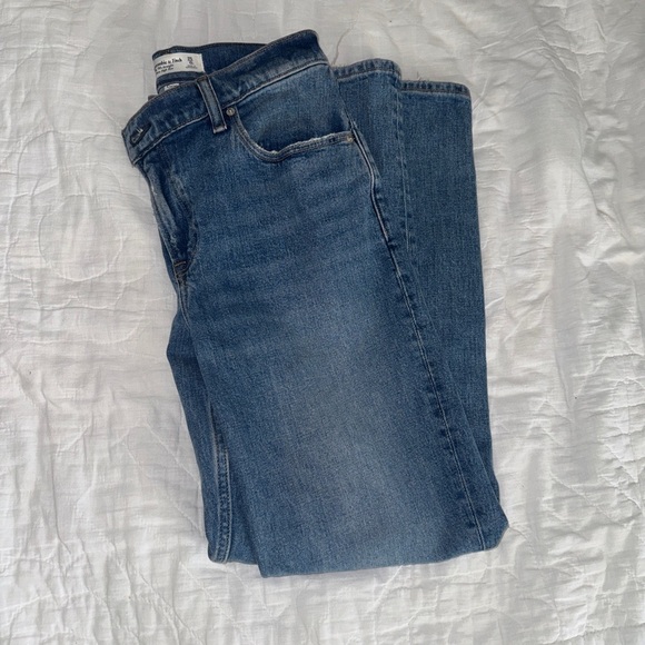 Abercrombie and Fitch Curve Love 90s Ultra High Rise Straight Jeans Waist 25 0s - Picture 1 of 16